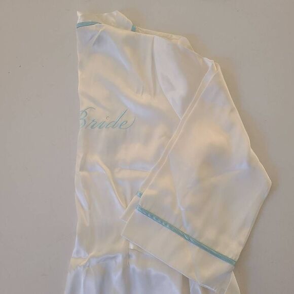 Linea Donatella Women's Satin Robe Embroidered "The Bride" Belted White S/M - Picture 12 of 14